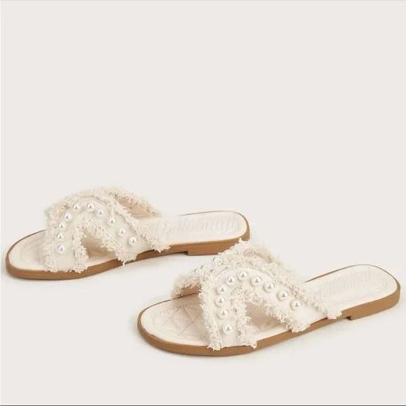 Pearl Beading Embellished Slide Sandals - Picture 2 of 6